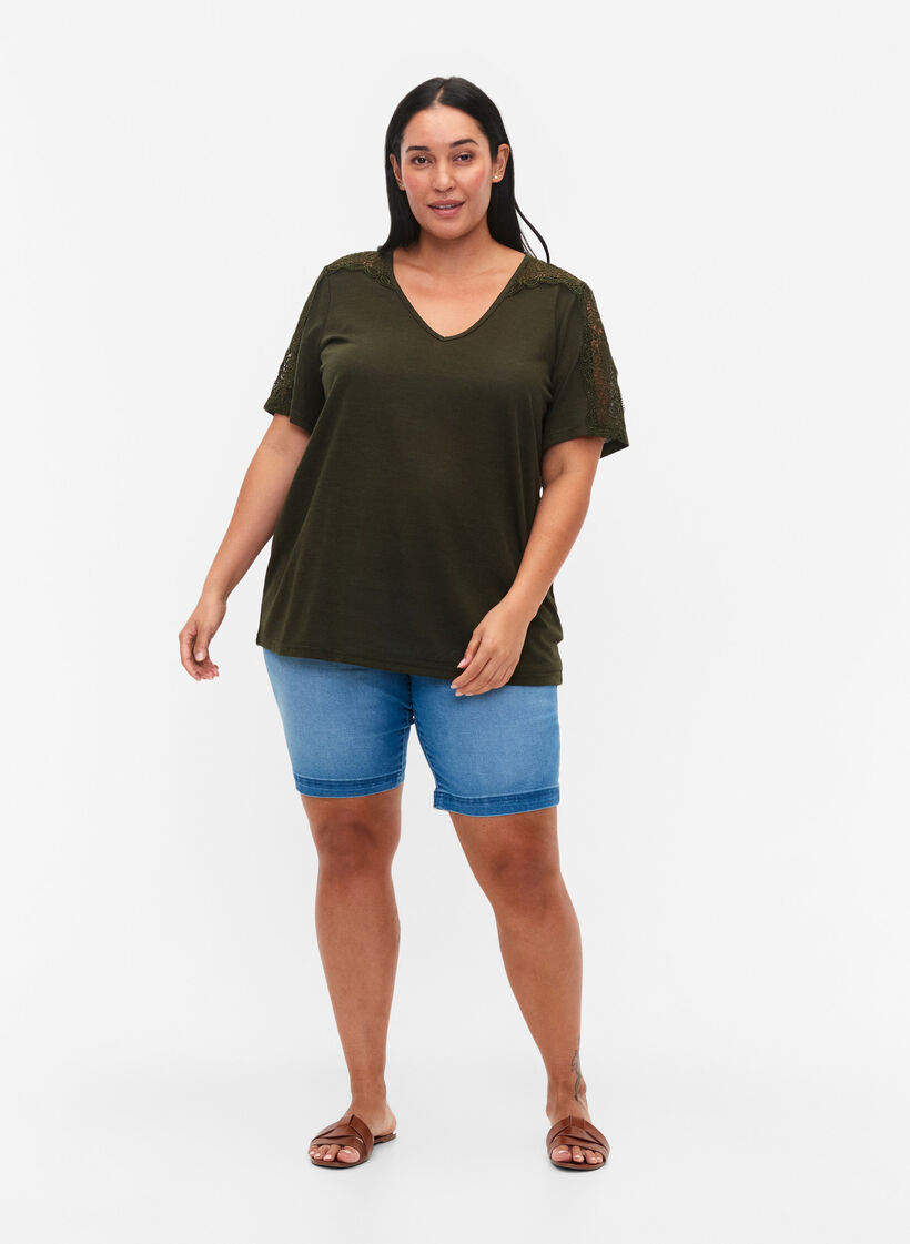 Blouse met korte mouwen, kant en v-hals, Forest Night, Model image number 2