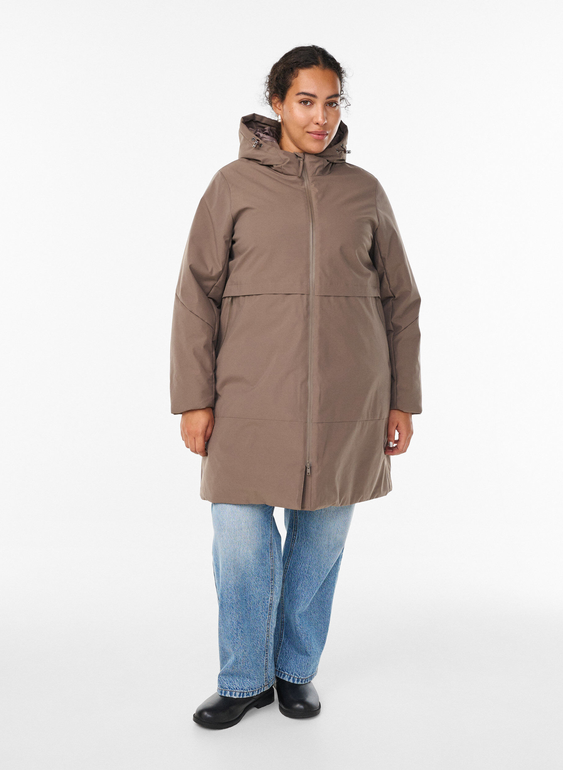 Zizzi Veste d'hiver avec taille ajustable, Marron, Model image number 1