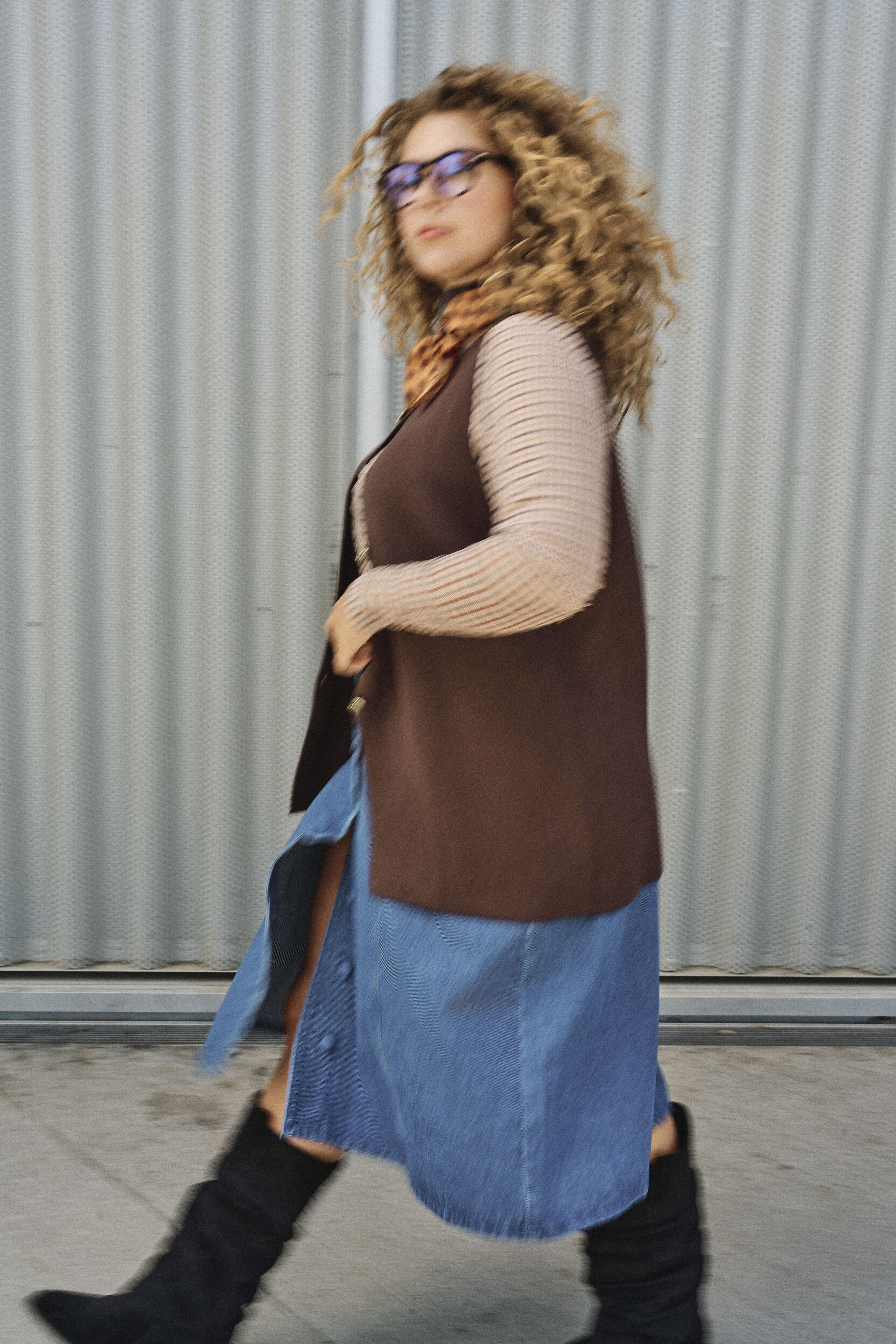 ZizziRetro chic in aardetinten, , Model