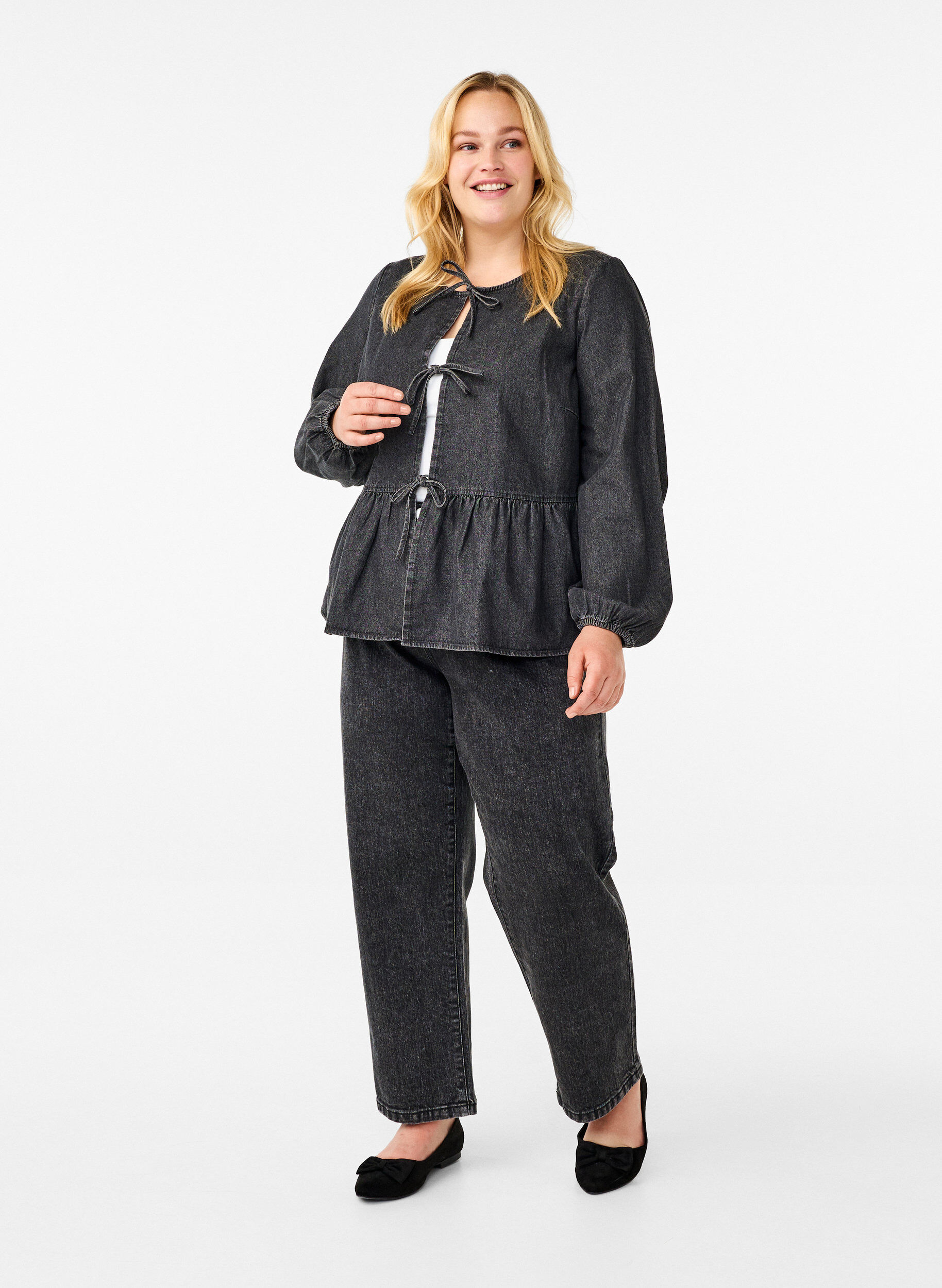 ZizziPeplum blouse van denim met striksluiting, Grijs, Model image number 1