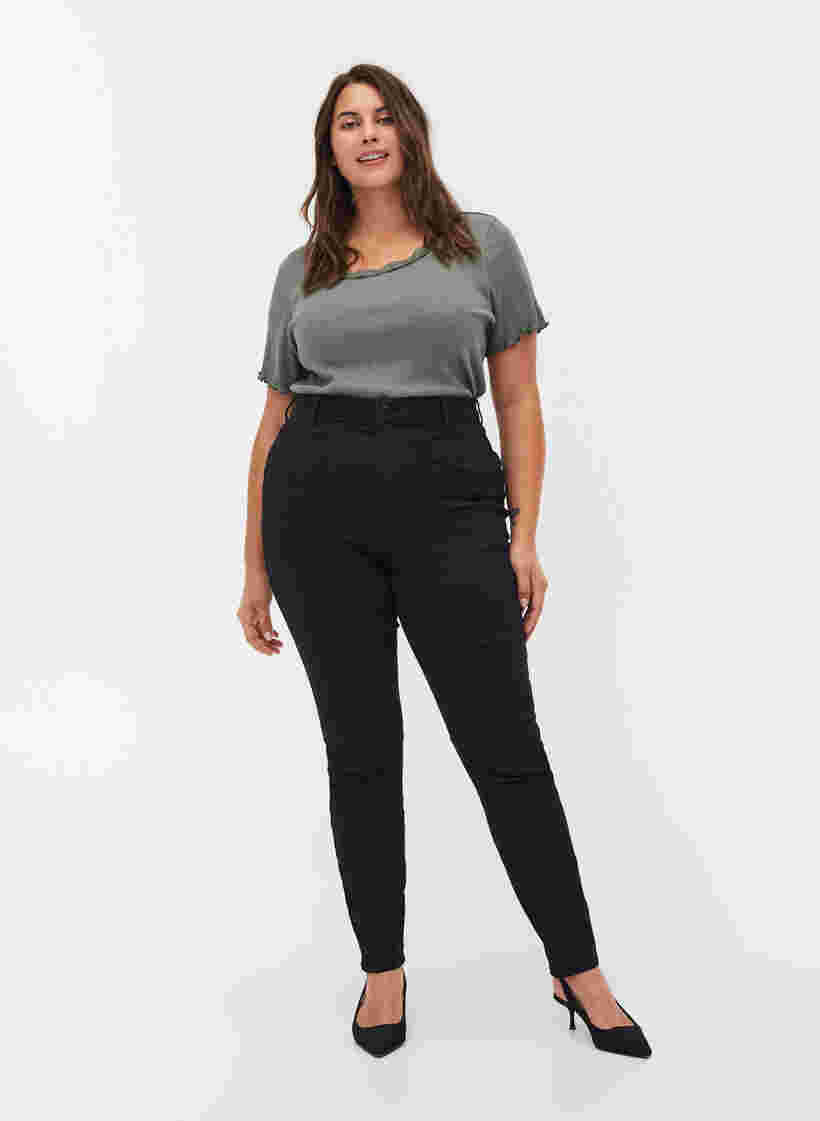 Bea jeans met super hoge taille, Black, Model