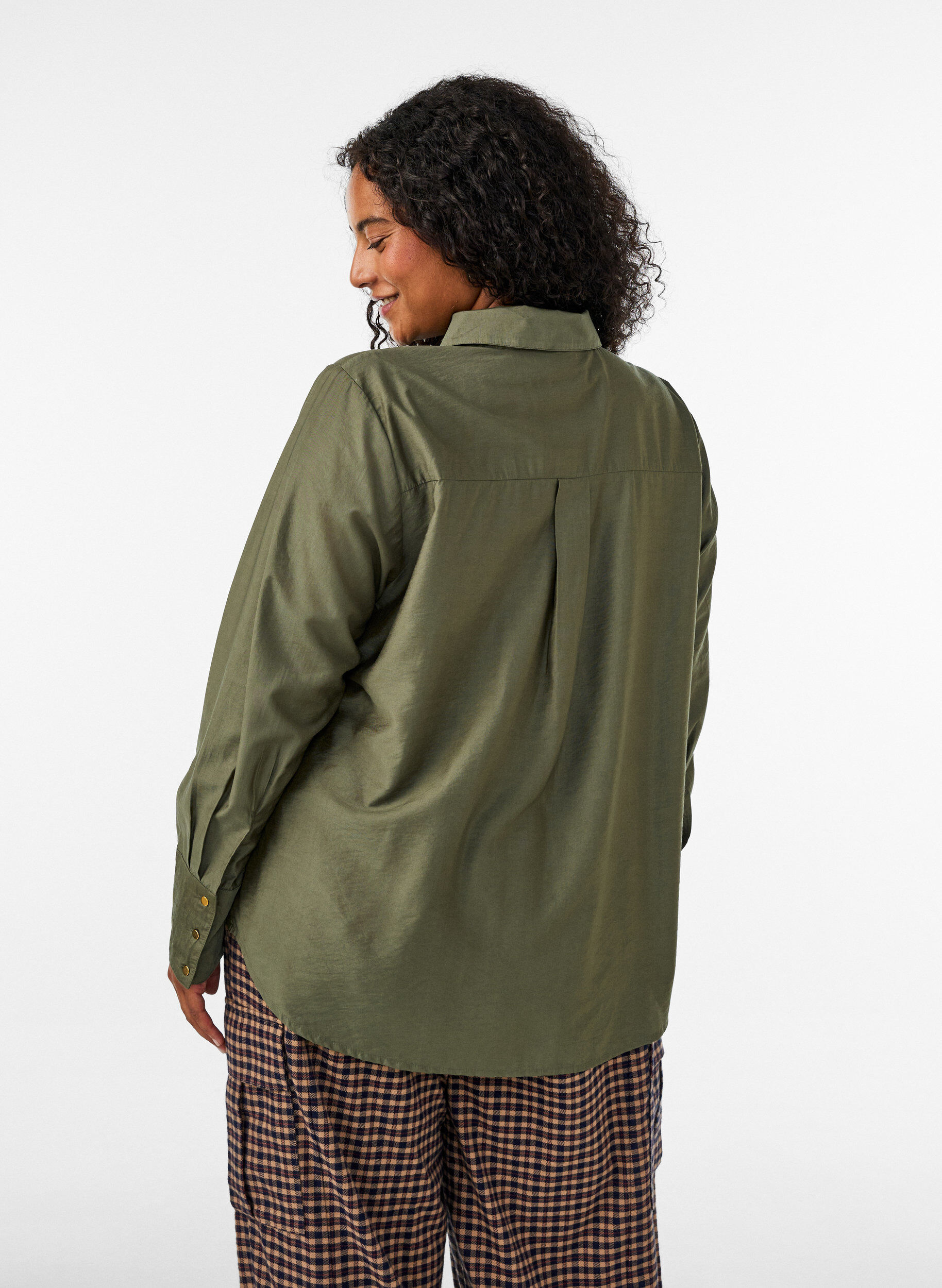 ZizziViscose shirt met gouden knopen, Groen, Model image number 2