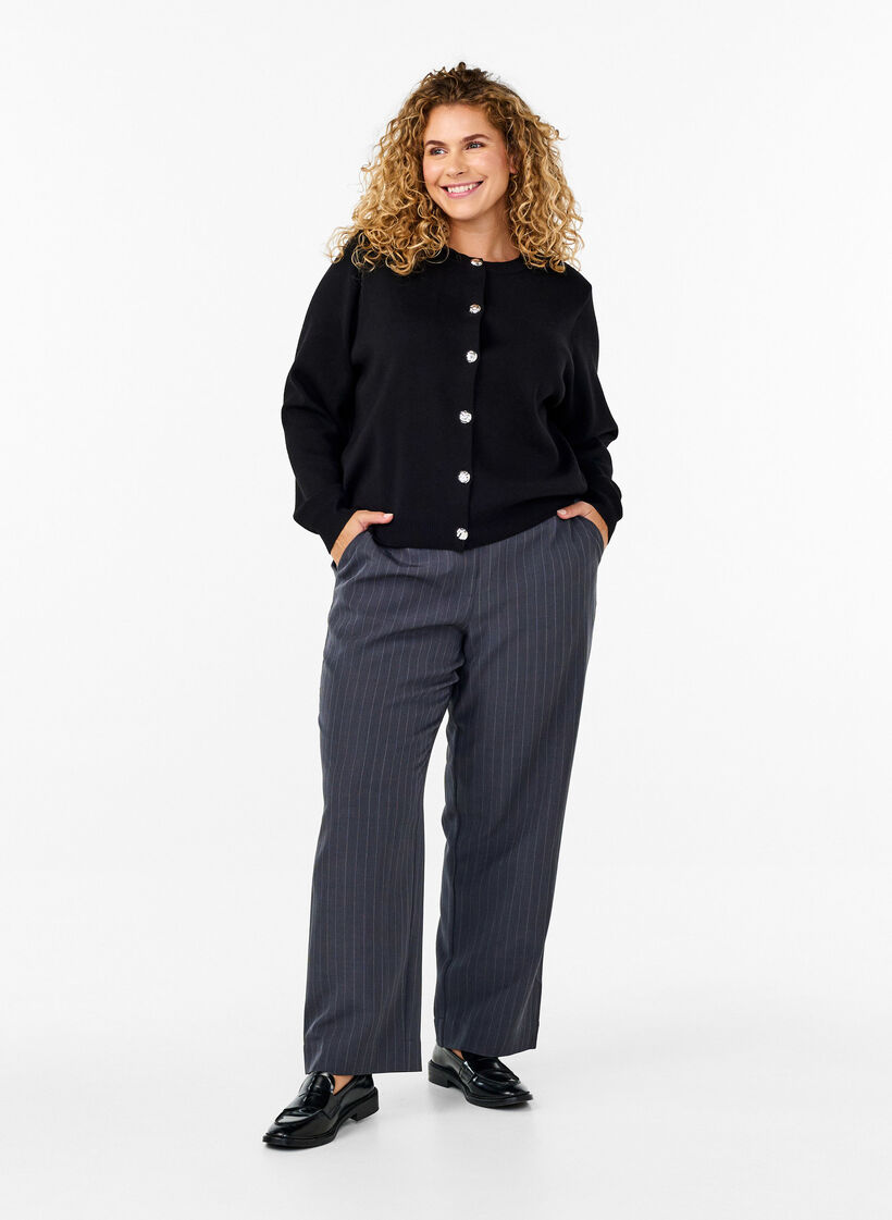 Cardigan en maille avec boutons décoratifs, Black, Model image number 2