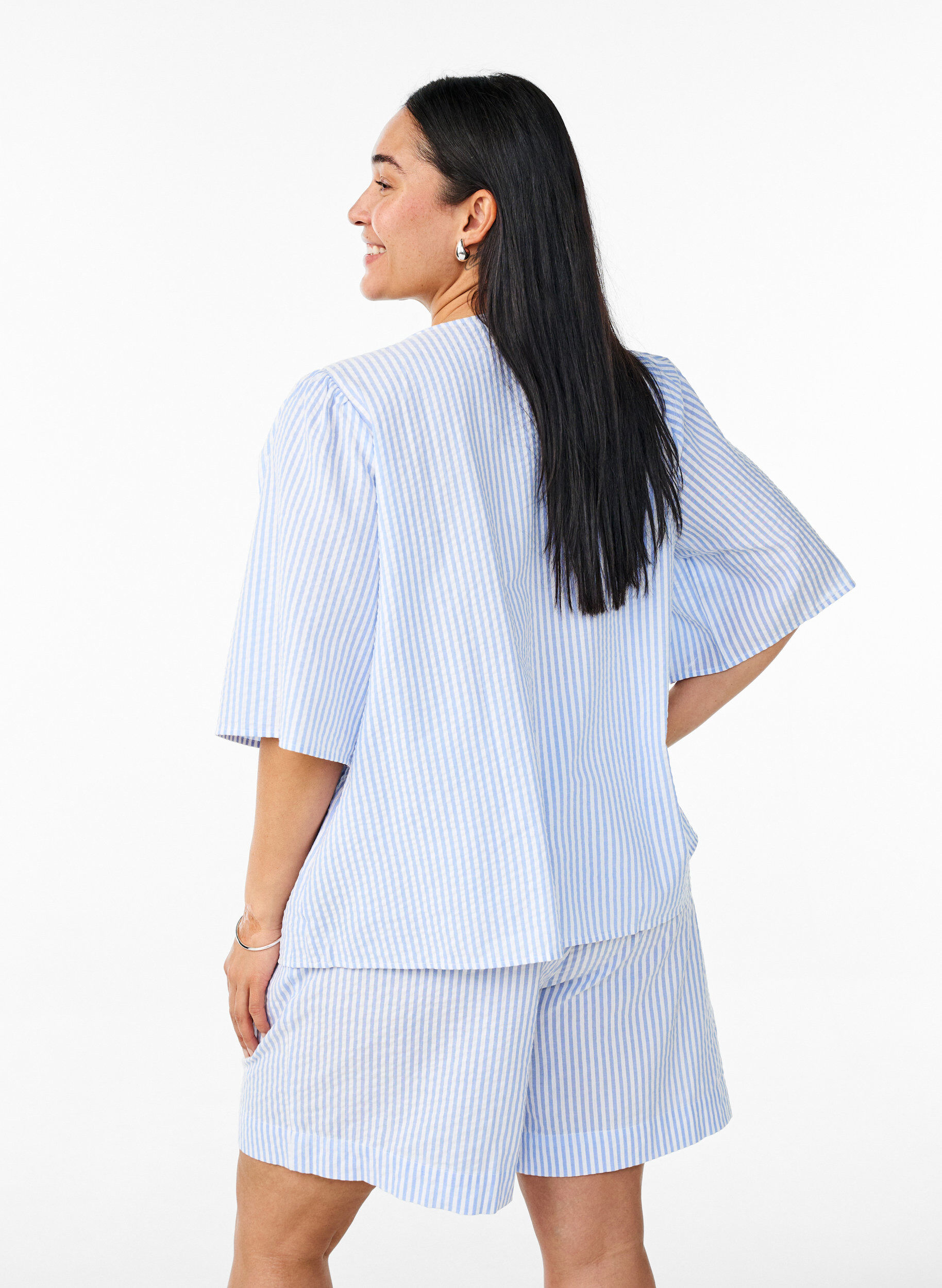 Zizzi FLASH - Short ray&eacute; taille haute, Bleu, Model image number 2