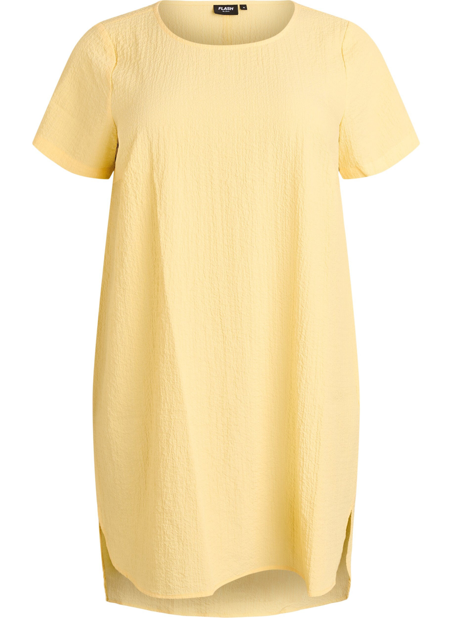 FLASH - Robe courte avec texture froiss&eacute;e et manches courtes