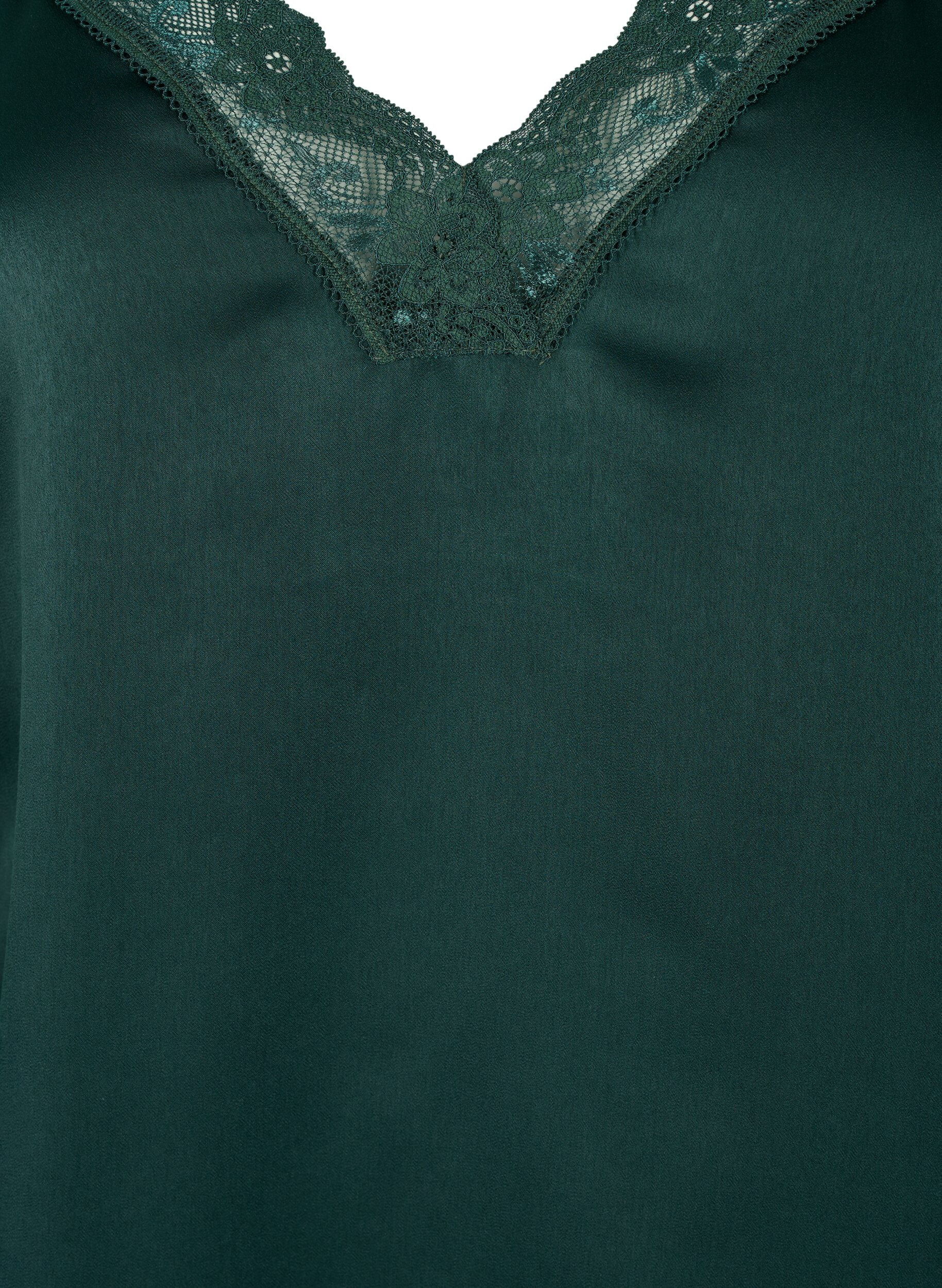 Zizzi FLASH - Top avec col en V et bord en dentelle, Scarab, Packshot image number 2