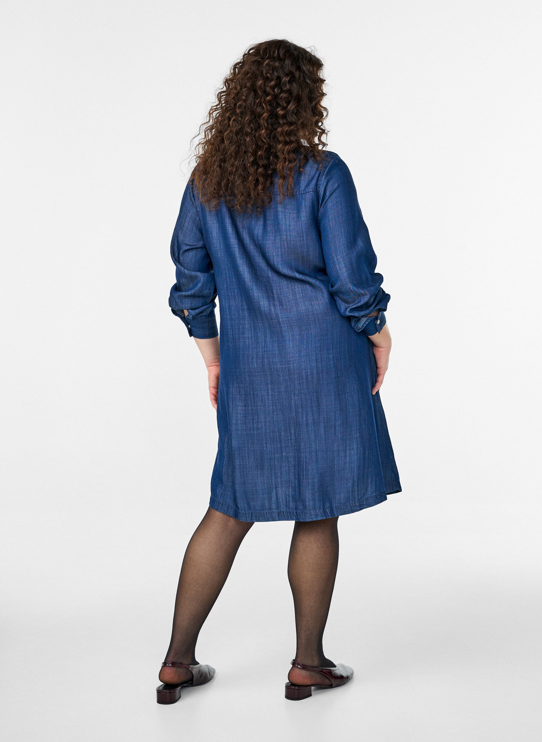 ZizziKorte denimjurk in lyocell met drukkers, Blauw, Model image number 1