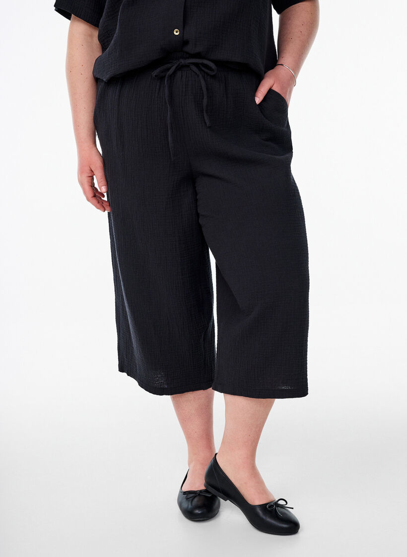 Pantalon culotte taille haute, Noir, Model image number 2