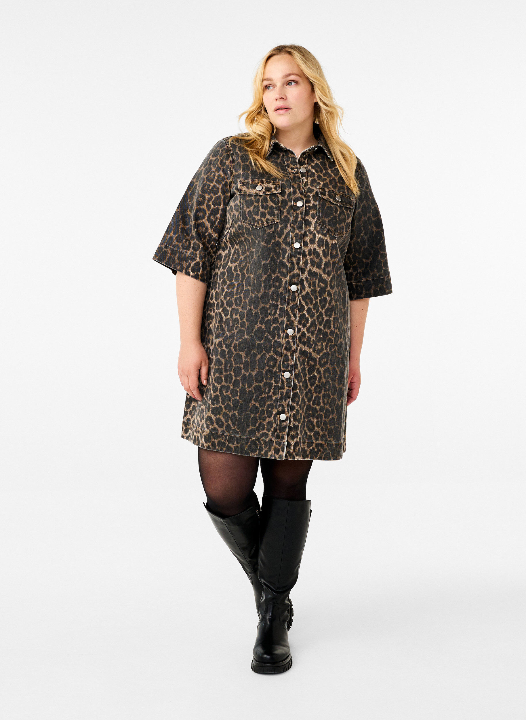 ZizziKorte denim jurk met luipaardprint, LEO AOP, Model image number 2
