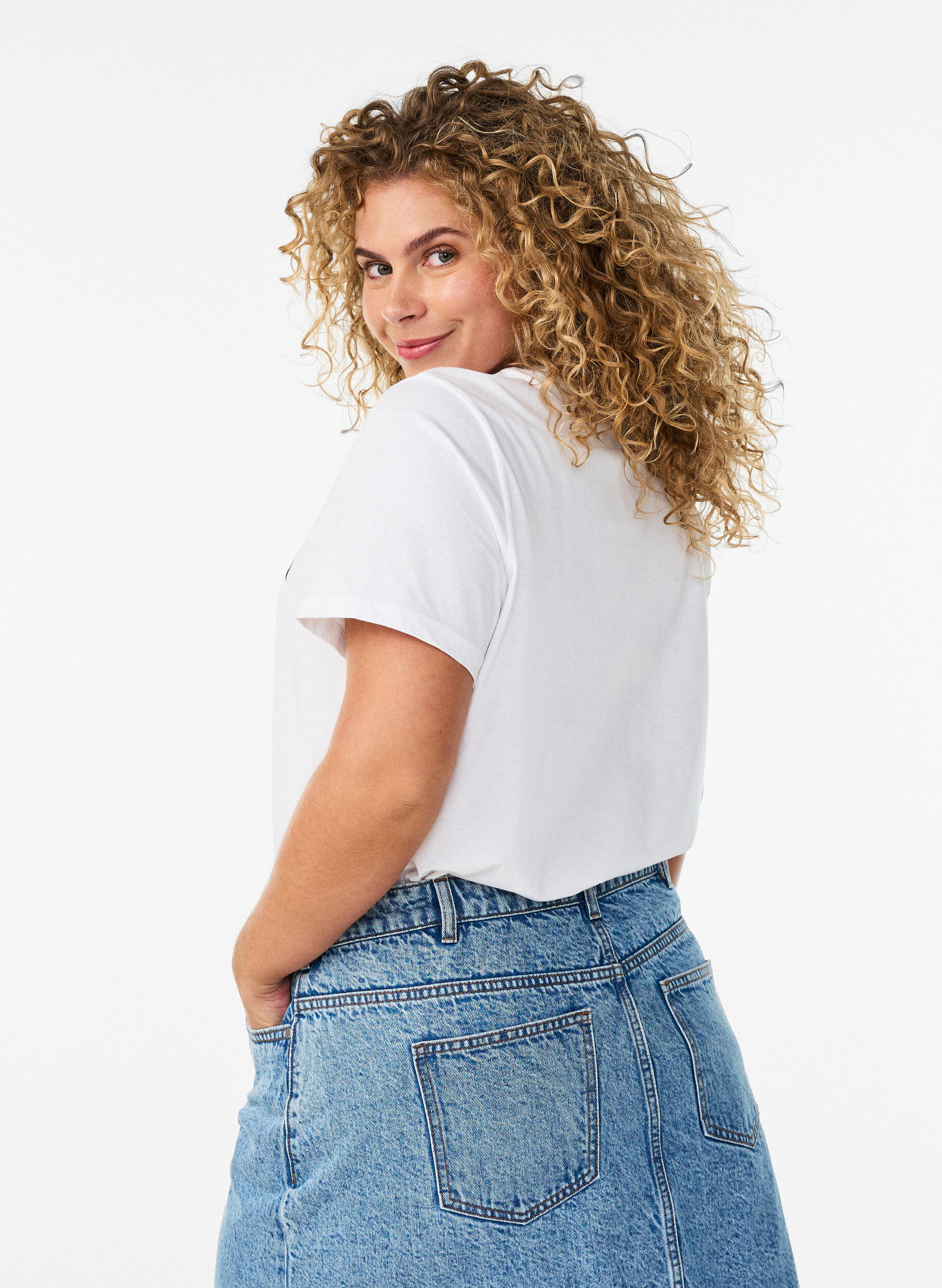 Zizzi T-shirt en coton bio avec imprim&eacute; agrumes, Blanc, Model image number 2