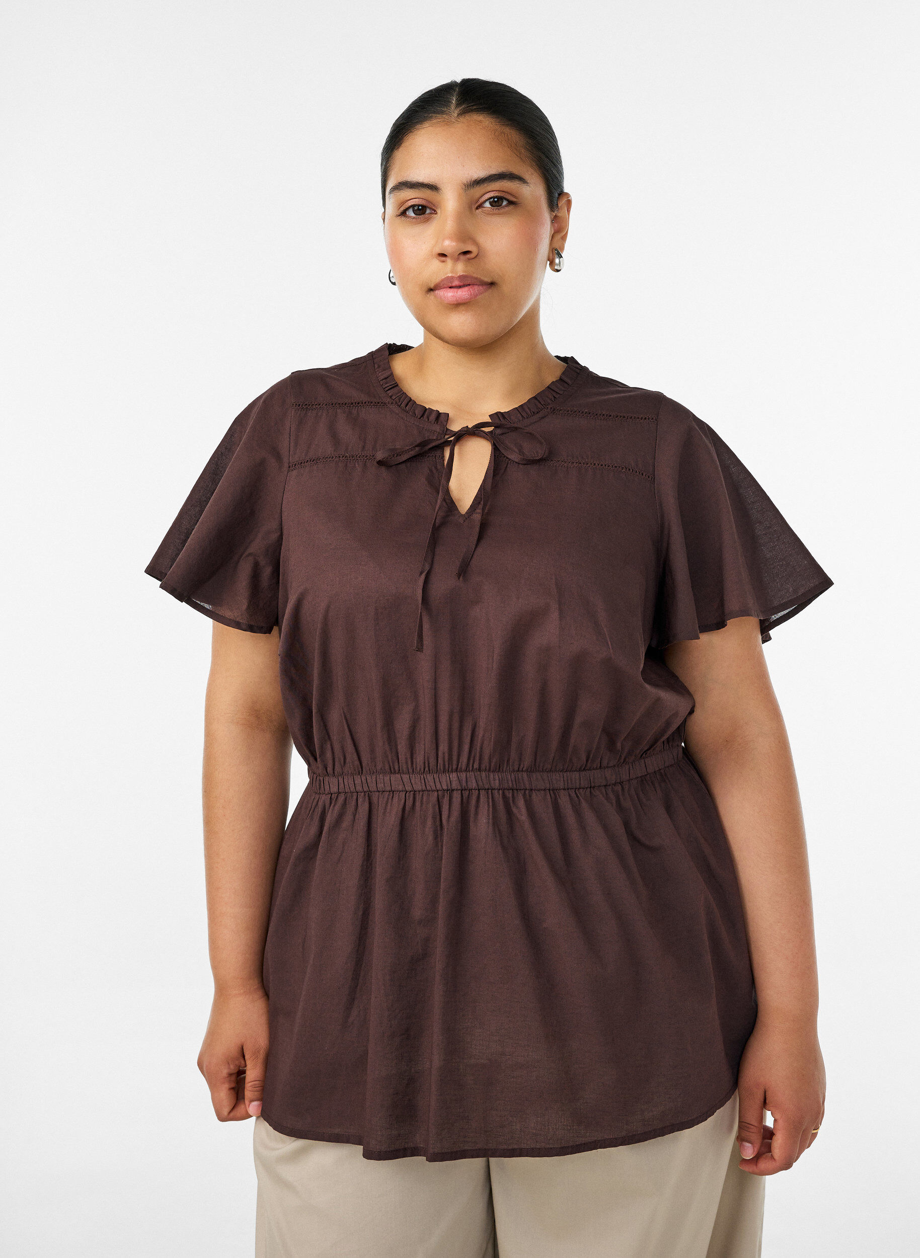 ZizziBlouse en coton avec lien &agrave; nouer et taille &eacute;lastiqu&eacute;e, Marron, Model image number 0