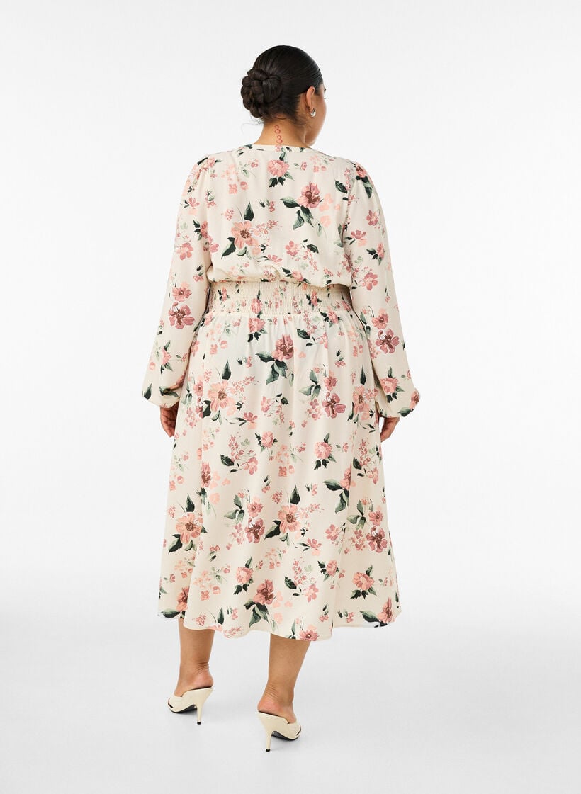 Robe midi avec smocks et boutons d&eacute;coratifs, Beige, Model image number 1