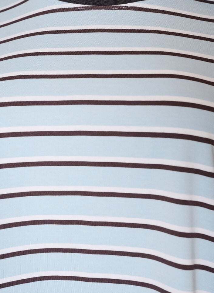 Basic T-shirt met lange mouwen, Blauw, Packshot