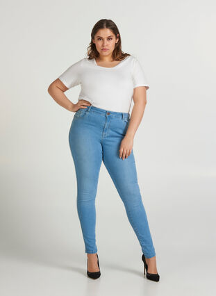 Amy jeans, Lt blue denim, Model image number 0