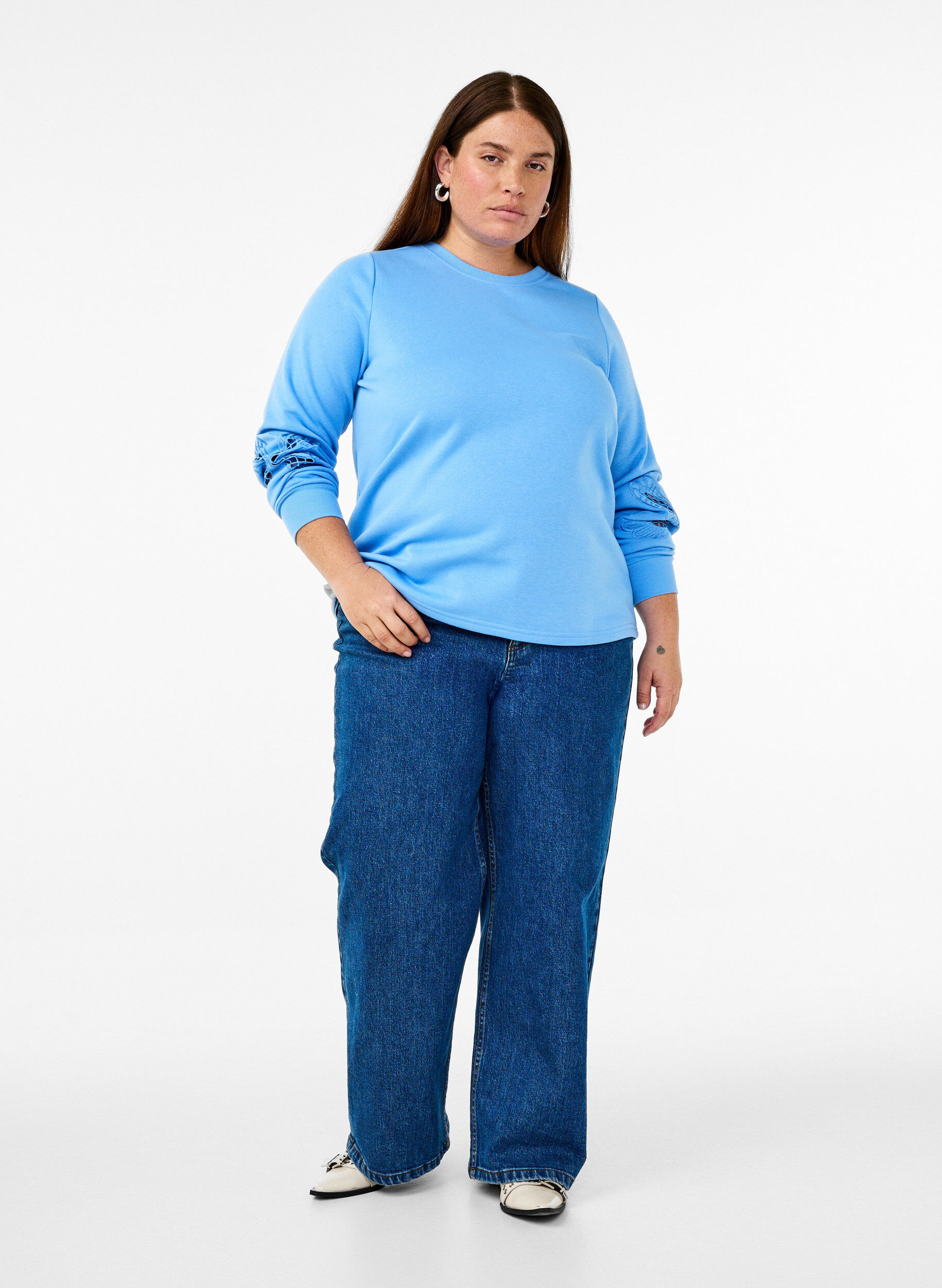ZizziSweatshirt met geborduurde uitsneden, Della Robbia Blue, Model image number 2