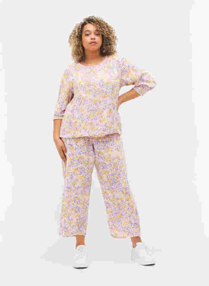 Pantalon court en viscose avec imprimé floral, Rose Ditsy AOP, Model