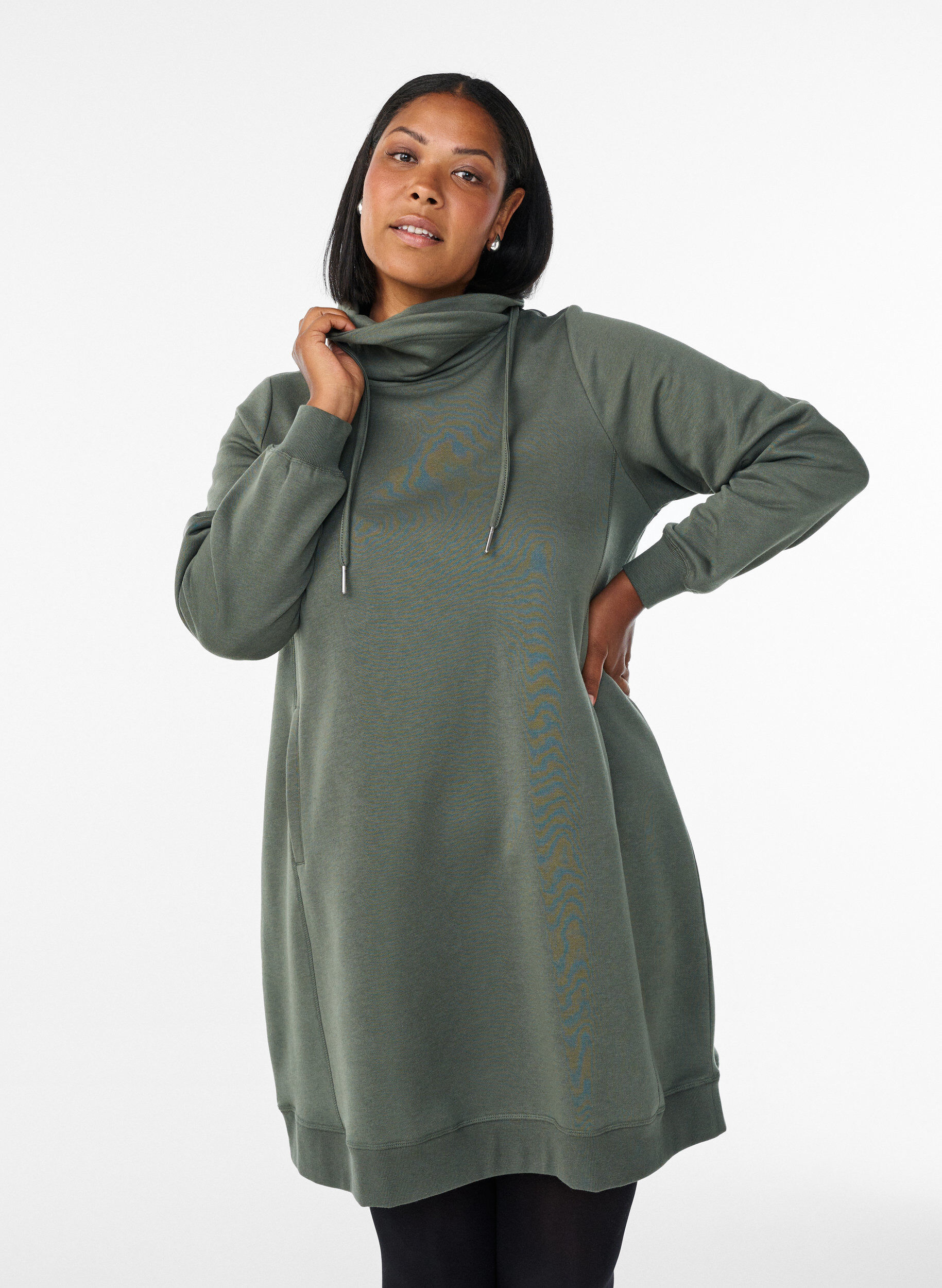 Robe sweat-shirt courte &agrave; col montant et poches, Vert, Model
