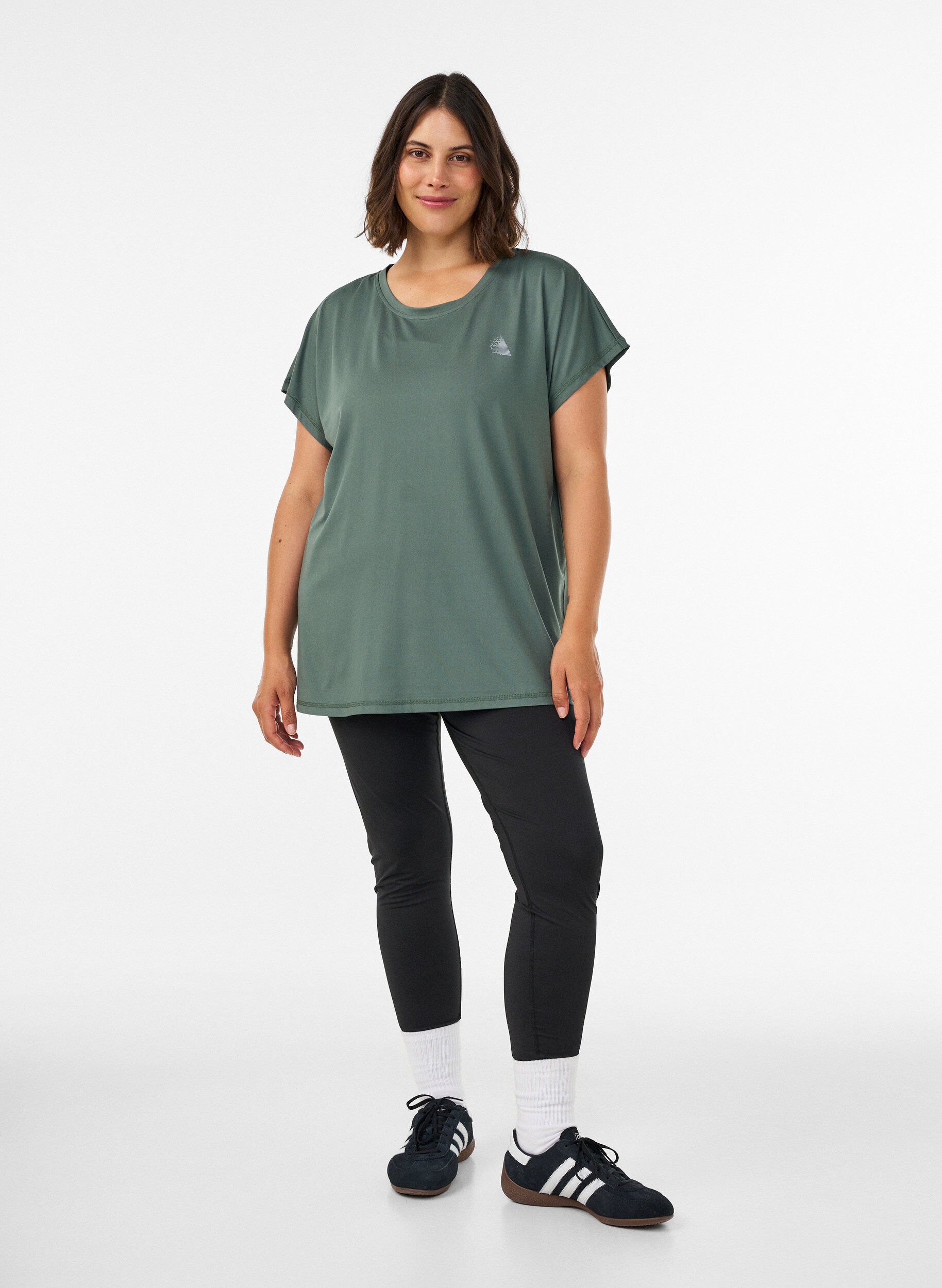 ZizziEffen gekleurd trainingsshirt, Groen, Model image number 1