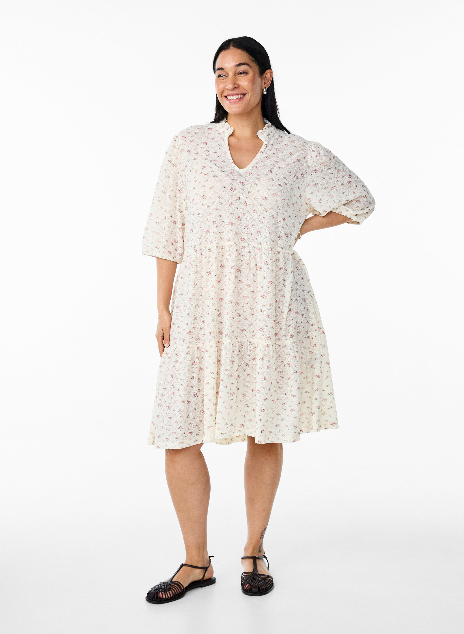 Zizzi Robe courte A-line avec des manches 1/2, Blanc, Model image number 0