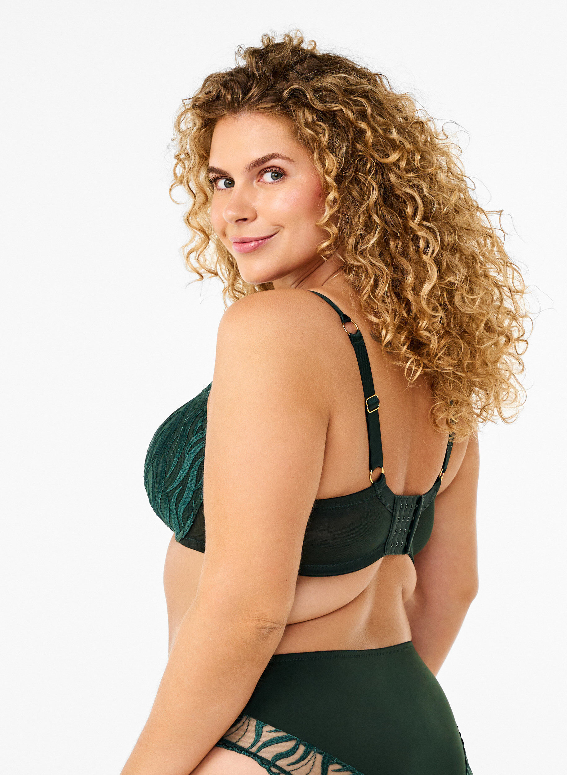 ZizziVoorgevormde beha met borduursel, Groen, Model image number 1