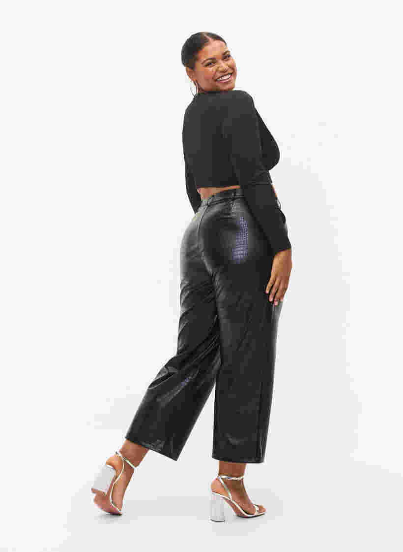 Pantalon en simili cuir avec largeur, Black, Model image number 1