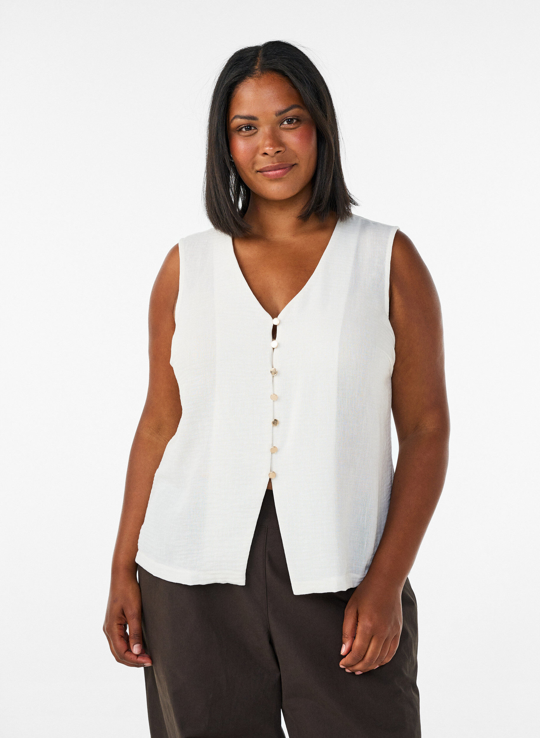 Gilet sans manches avec col en V et boutons, Vanille, Model