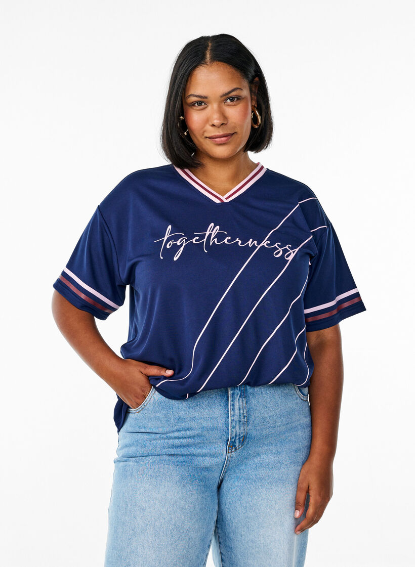 T-shirt sportif avec des rayures et un motif avec du texte, Bleu, Model image number 0