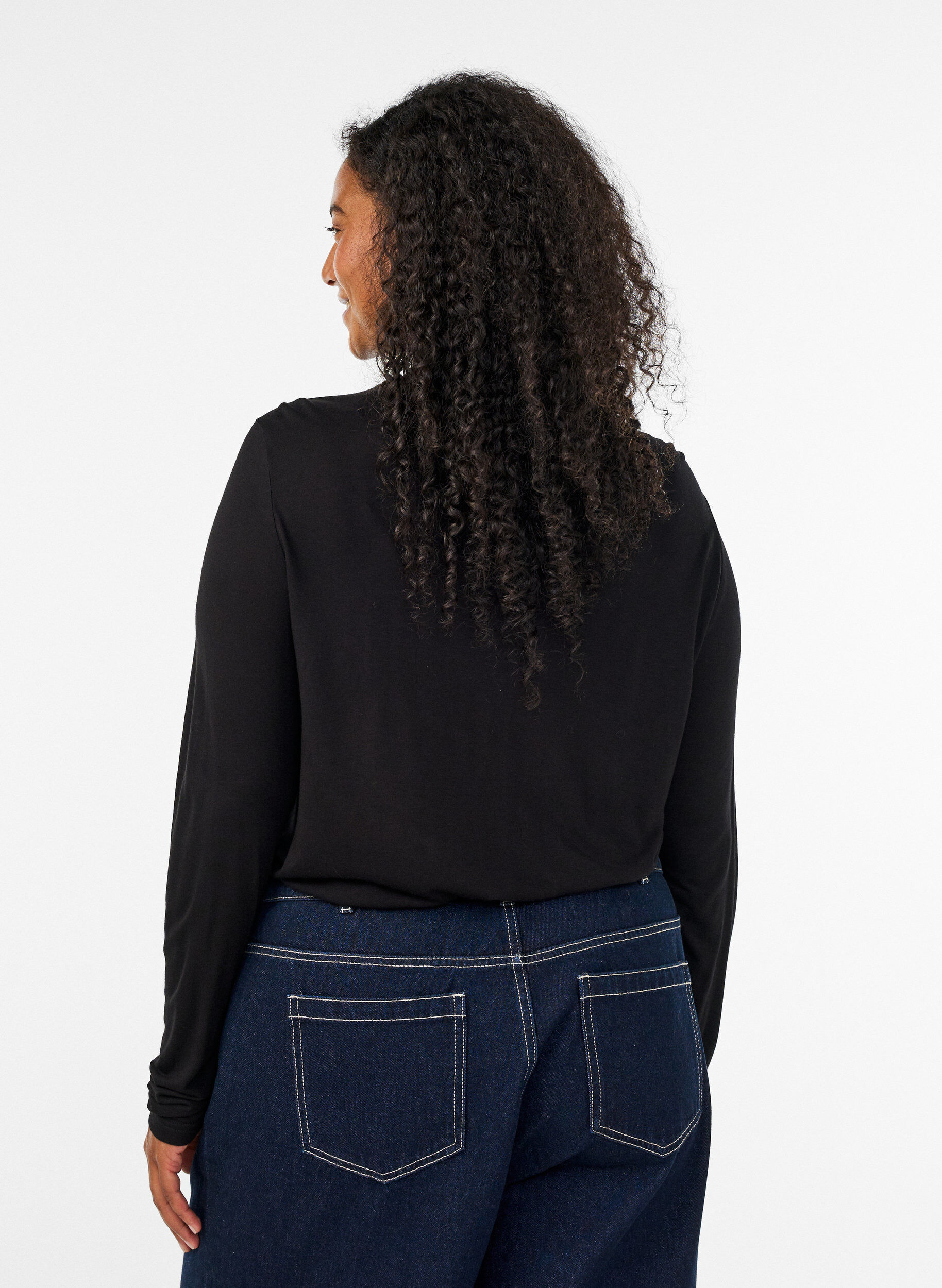 ZizziBlouse met hoge hals in viscose jersey, Zwart, Model image number 2