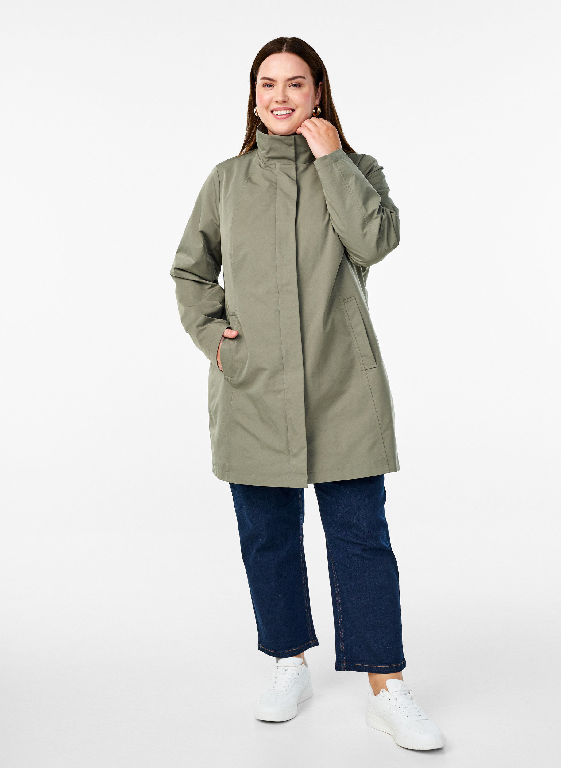 Zizzi Veste avec poches et col montant, Vert fonc&eacute;, Model image number 1