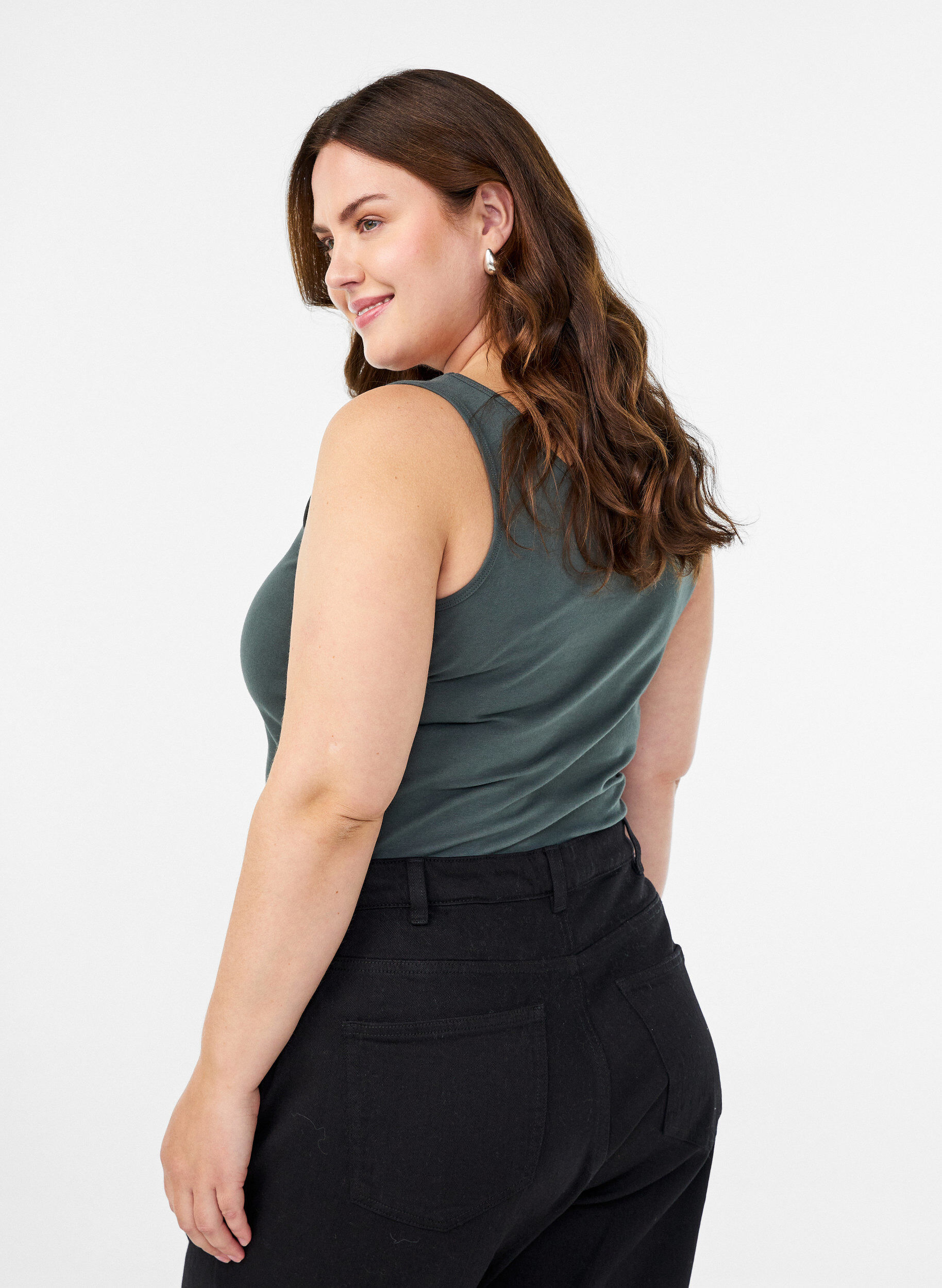 ZizziHaut uni Basic en coton, Vert fonc&eacute;, Model image number 2