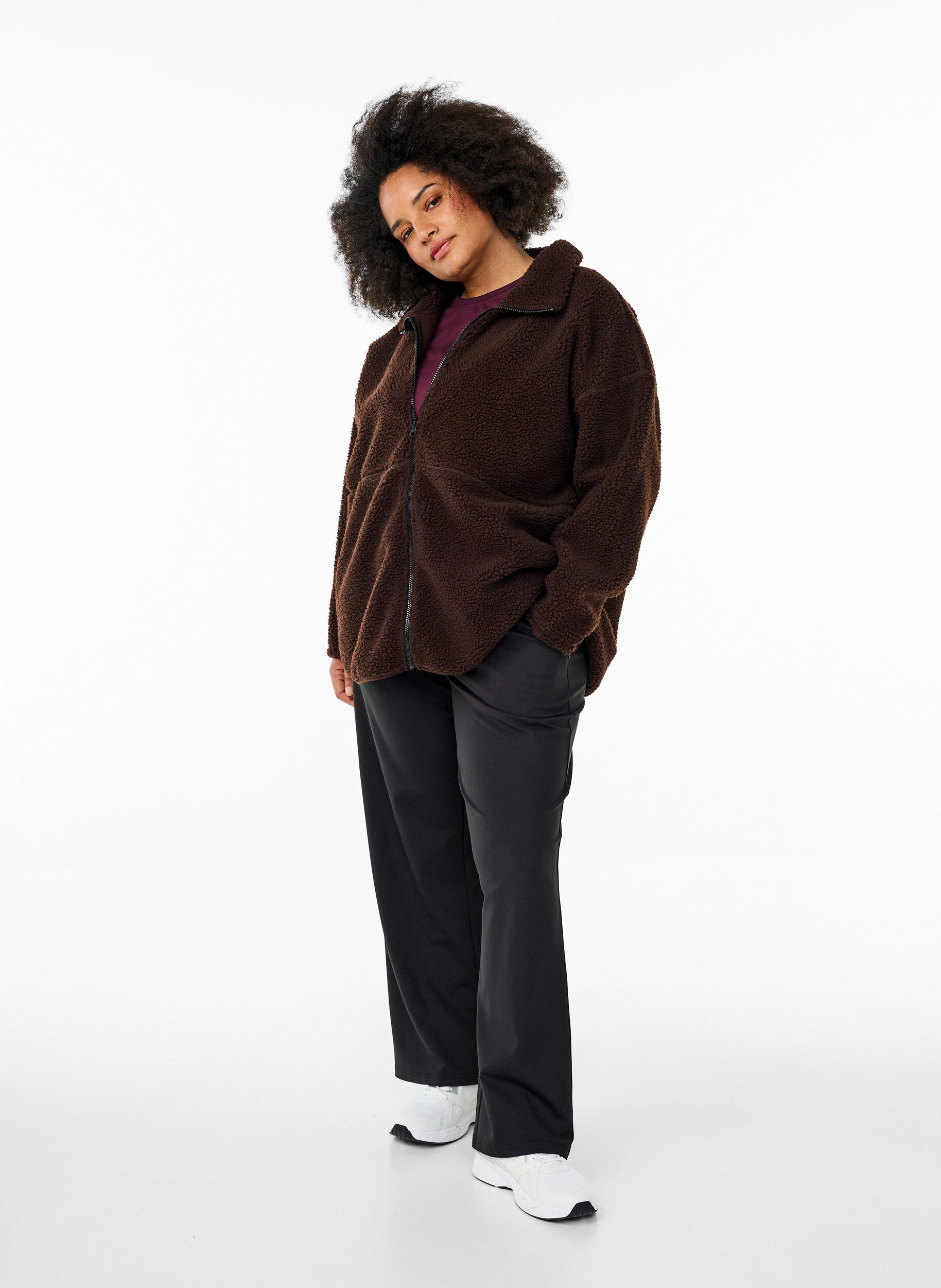 Zizzi Veste teddy sportive zipp&eacute;e, Marron, Model image number 1