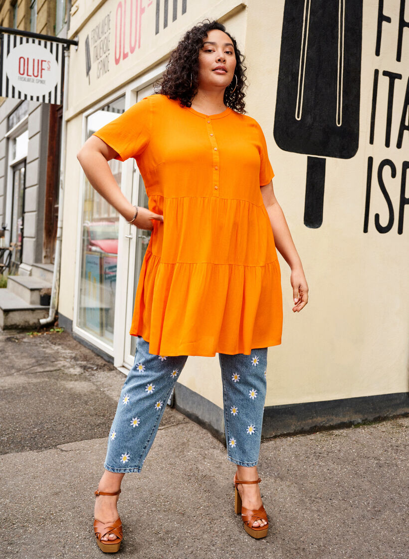 Robe en viscose à manches courtes en forme trapèze , Exuberance, Image image number 0