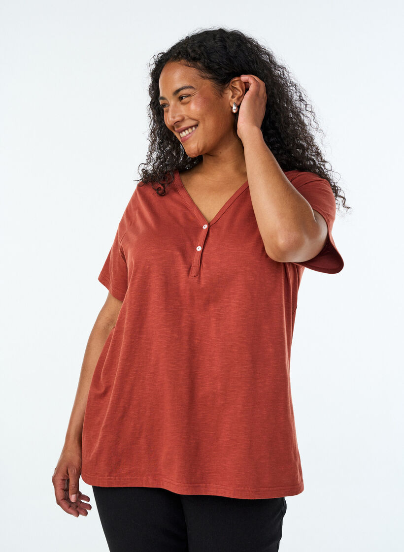 T-shirt dot&eacute; de boutons, Marron, Model image number 0