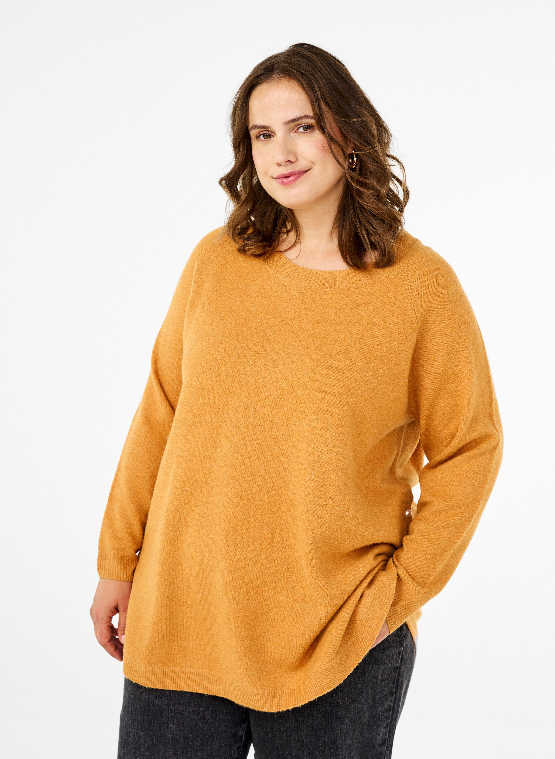 Zizzi Chemisier en tricot avec des d&eacute;tails de perles, Yam White Mel., Model image number 0