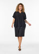 Blouse textur&eacute;e en viscose avec boutons, Noir, Model image number 1