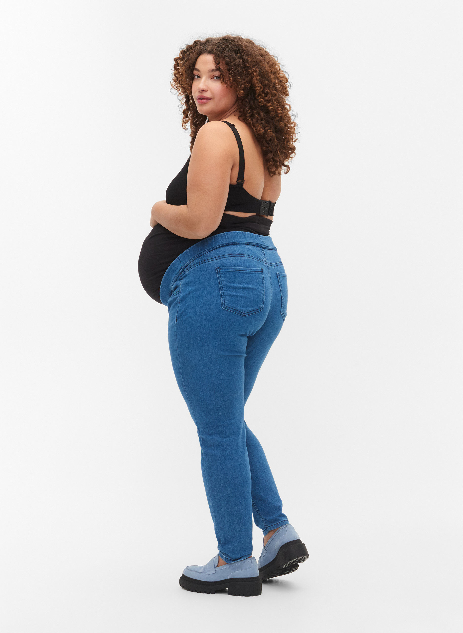 ZizziZwangerschapsjegging met achterzakken, Blue denim, Model image number 1