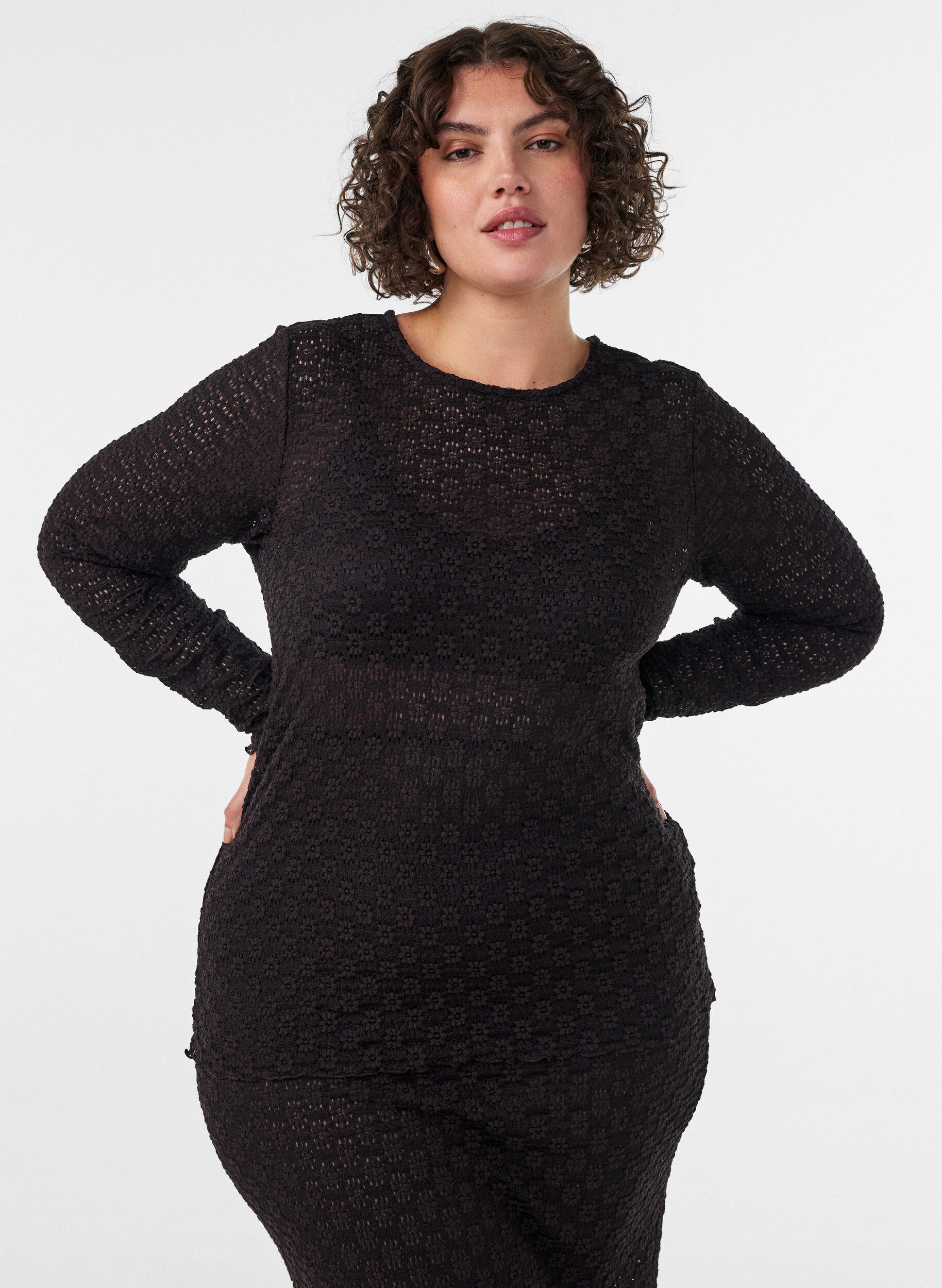 Blouse met ajourpatroon en lange mouwen, Zwart, Model
