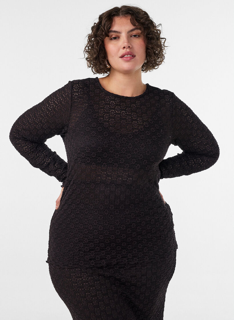 Blouse avec motif &agrave; &oelig;illets et manches longues, Noir, Model image number 0