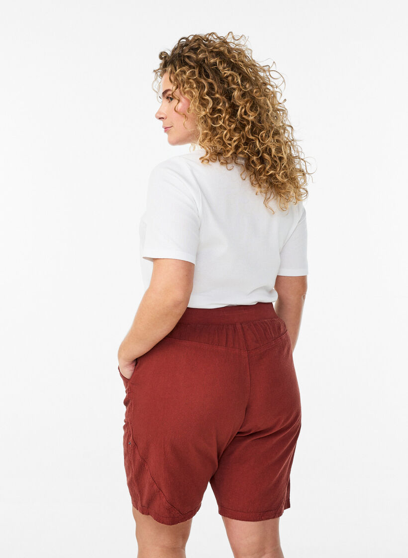 Short en coton ample avec poches, Bordeaux, Model image number 2