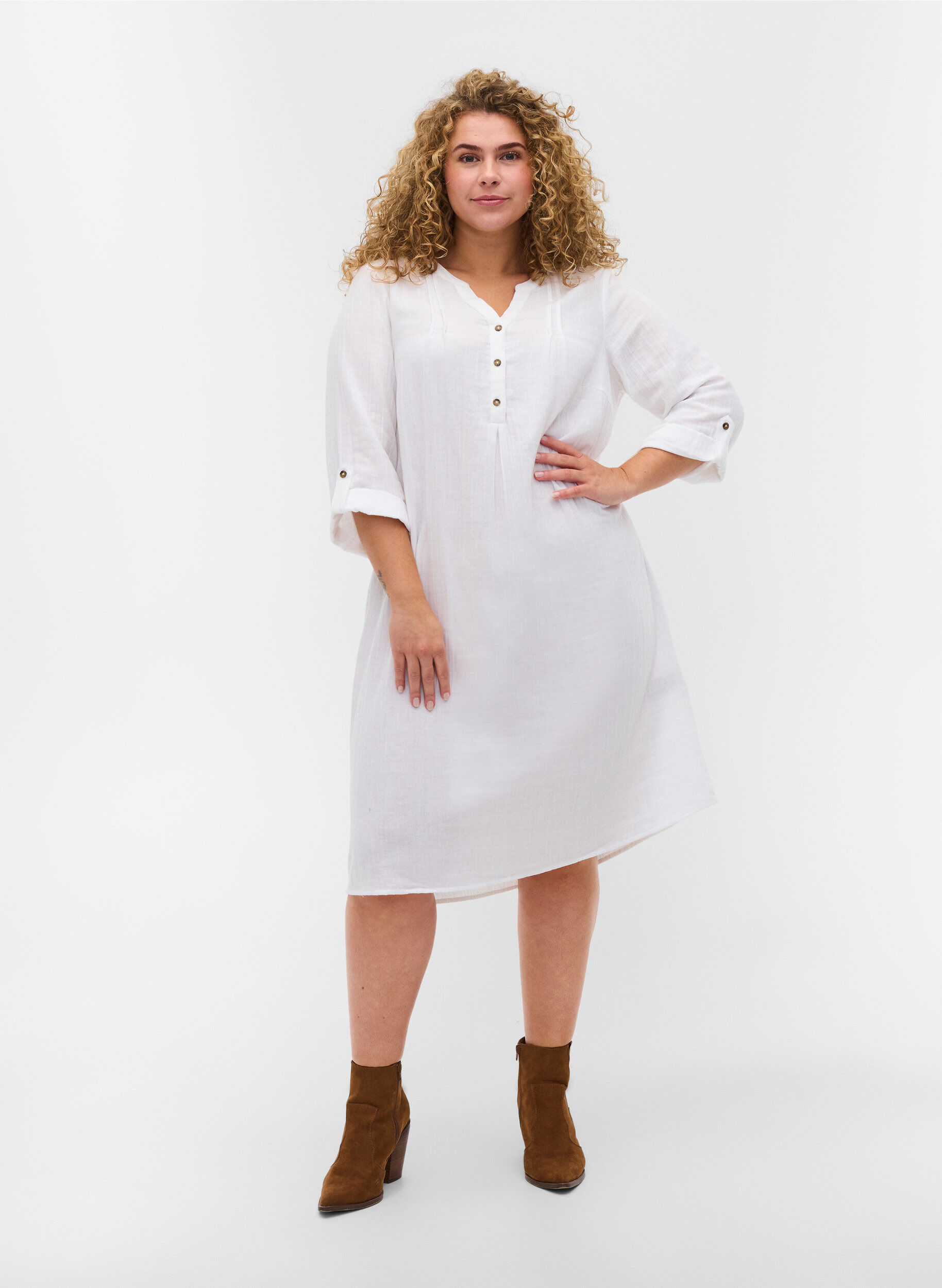 Zizzi Robe en coton &agrave; manches 3/4, Bright White, Model image number 2