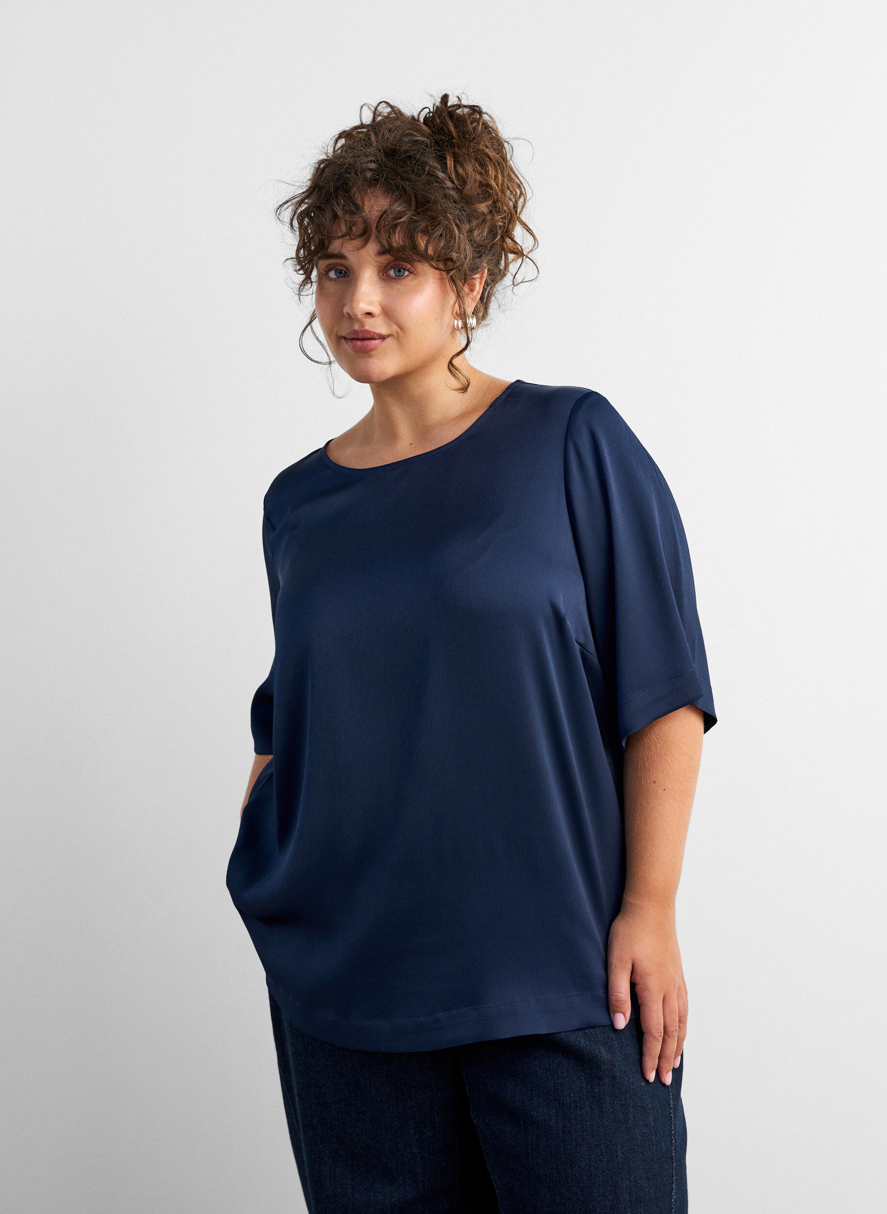 ZizziSatijnen blouse met ellebooglange mouwen, Blauw, Model image number 0