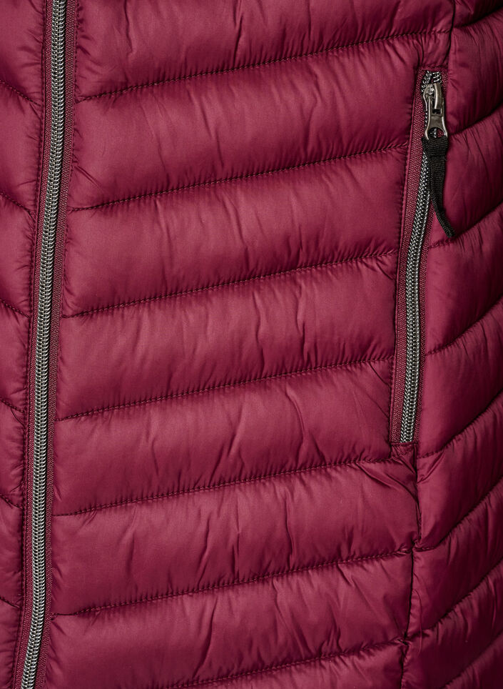 Veste l&eacute;g&egrave;re avec des poches et une capuche d&eacute;tachable, Bordeaux, Packshot image number 3