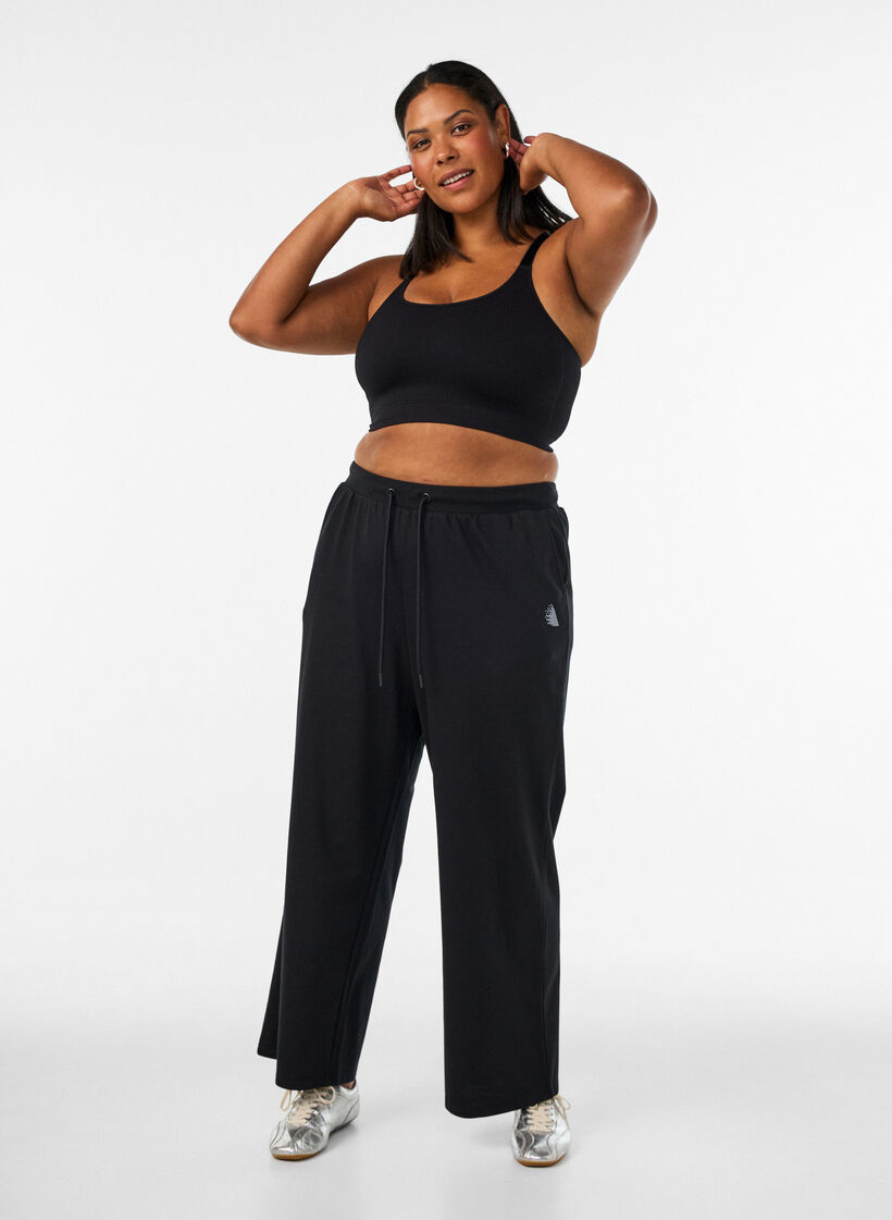 Naadloze geribde sportbeha, Zwart, Model image number 1
