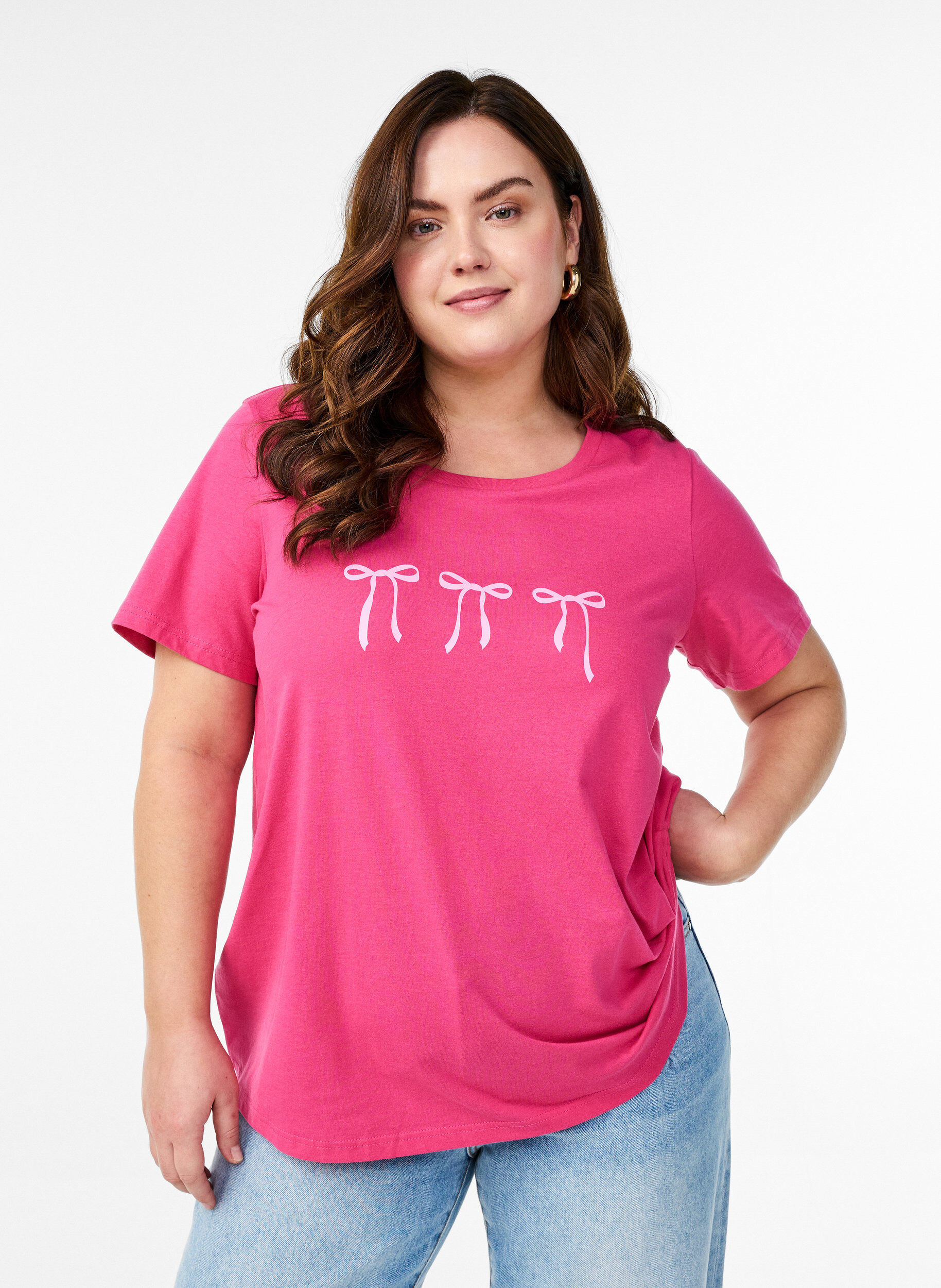 Zizzi T-shirt en coton avec motif, Raspberry w. Bows, Model image number 0