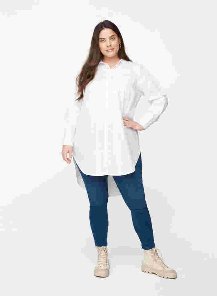 Lange katoenen blouse met borstzakje, White, Model image number 2