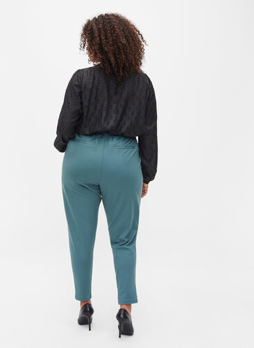 Pantalon court avec poches et  cordon de serrage réglable, Silver Pine, Model image number 1
