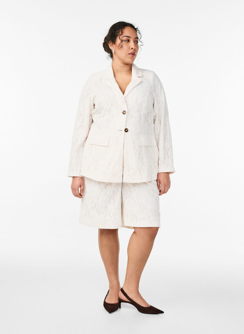 Bermuda shorts van kant met hoge taille, Vanille, Model image number 0