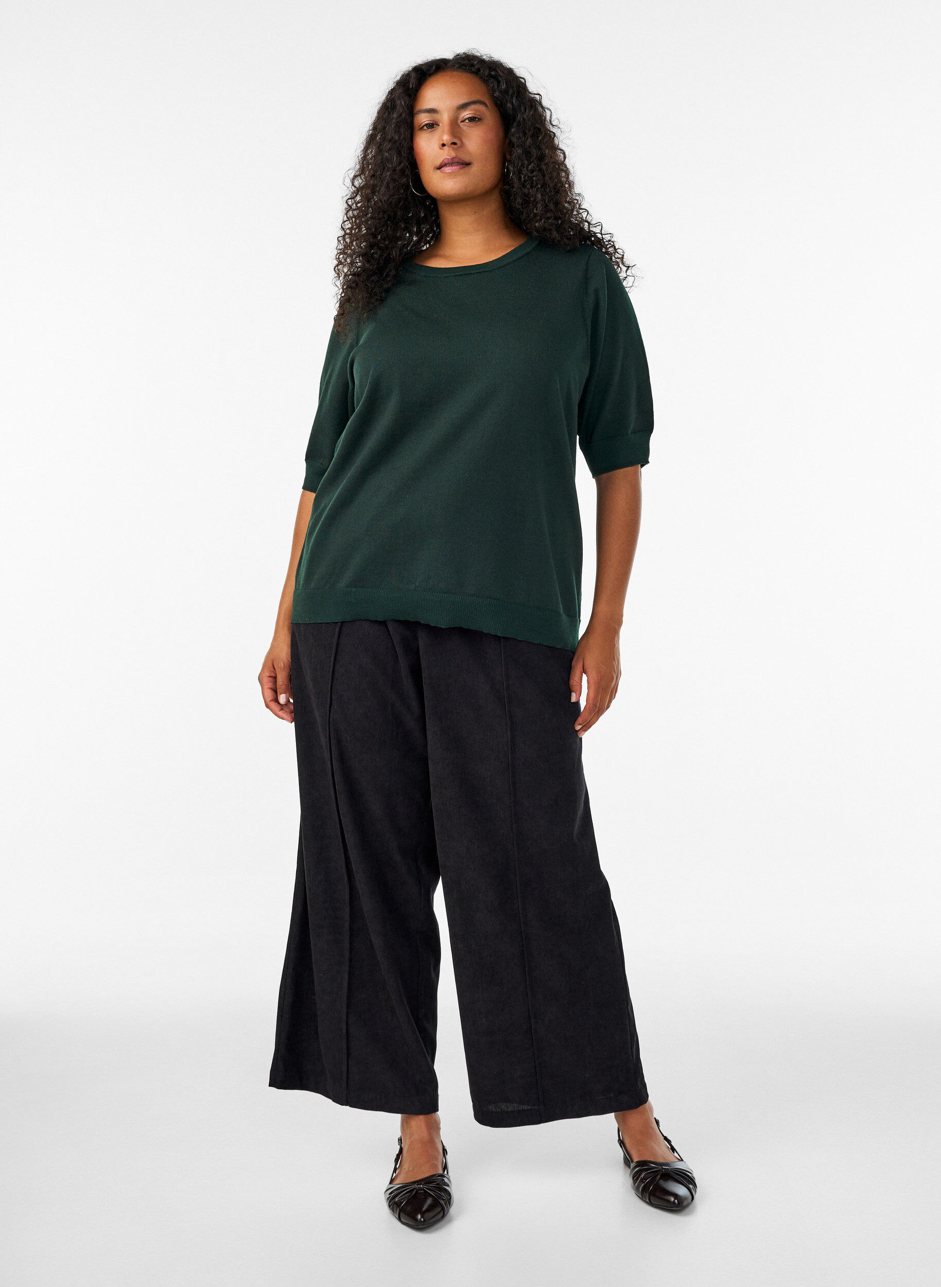 ZizziBlouse en fine maille &agrave; manches courtes, Vert fonc&eacute;, Model image number 1