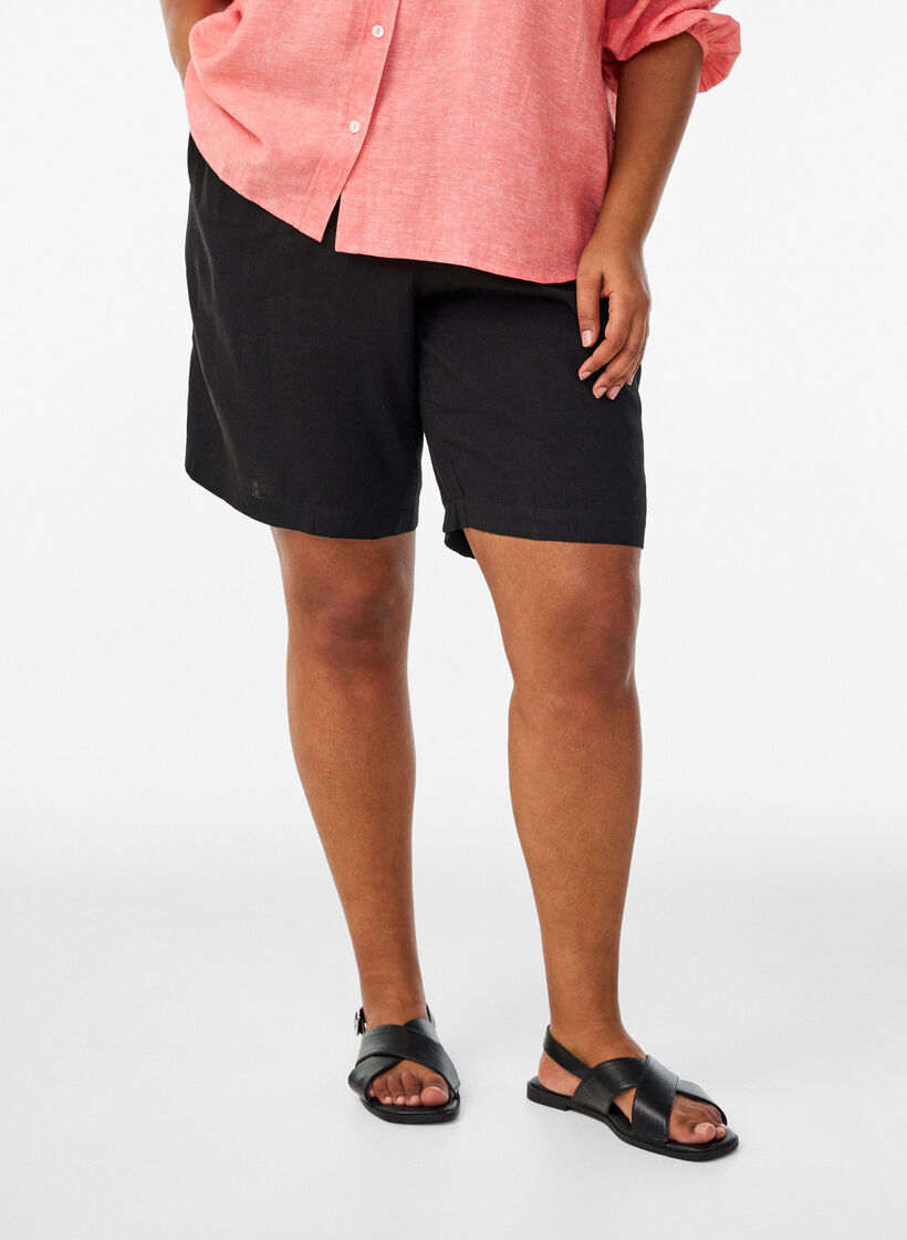 Shorts met hoge taille in linnen en viscose, Zwart, Model image number 3