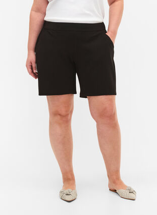 Maddison korte broek met normale pasvorm, Black, Model image number 2